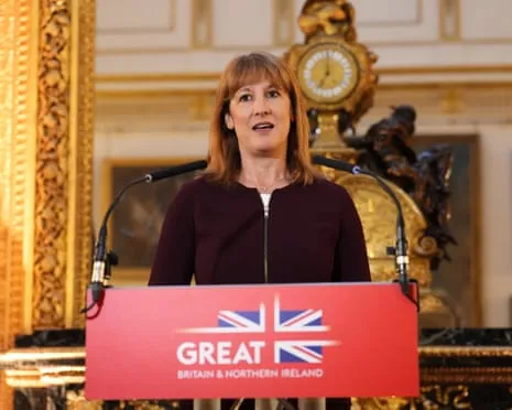 UK Government Debt Rises to Unexpected £18bn in August